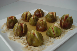 Figos Assados com Mel e Castanhas